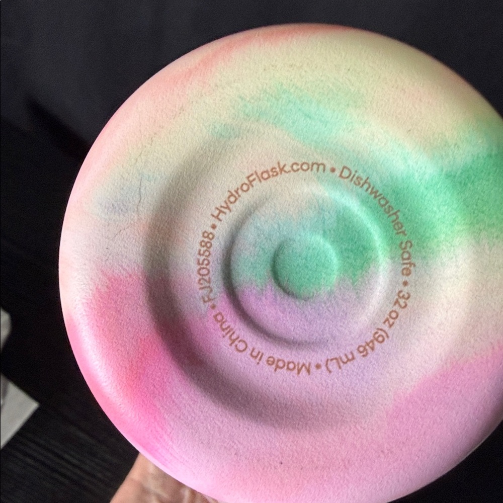 HTF Limited Edition Hydro Flask, 32 oz - Picture 5 of 8